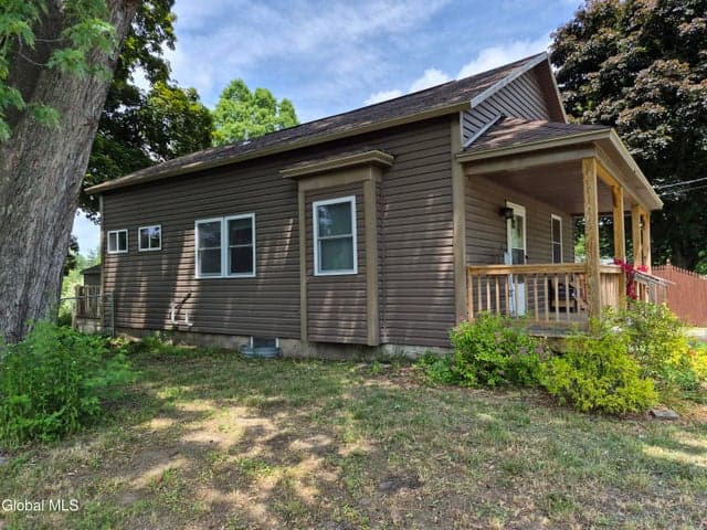 2057 Brookview Road, Castleton-on-Hudson, NY, photo 2