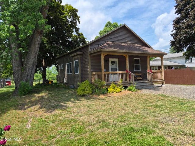 2057 Brookview Road, Castleton-on-Hudson, NY, photo 3
