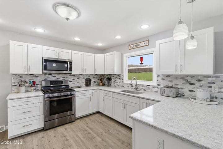 107 Ashdown Road, Ballston, NY, photo 5