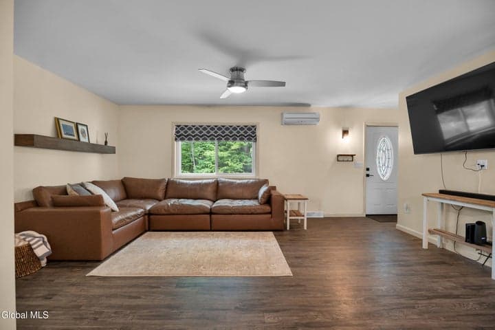120 Beaver Street, Schuylerville, NY, photo 4