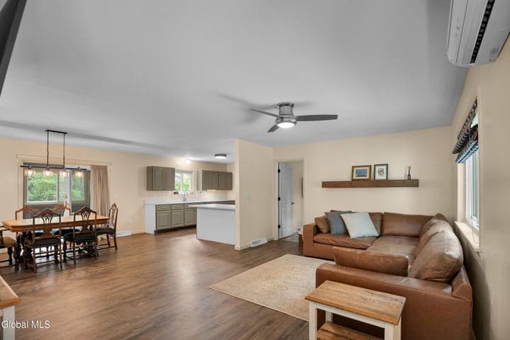 120 Beaver Street, Schuylerville, NY, photo 2