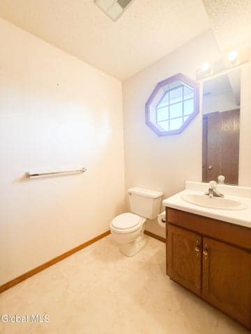 25 Peterson Court, Troy, NY, photo 4