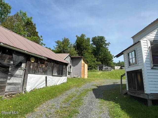 2527 County Road 18, Hampton, NY, photo 3