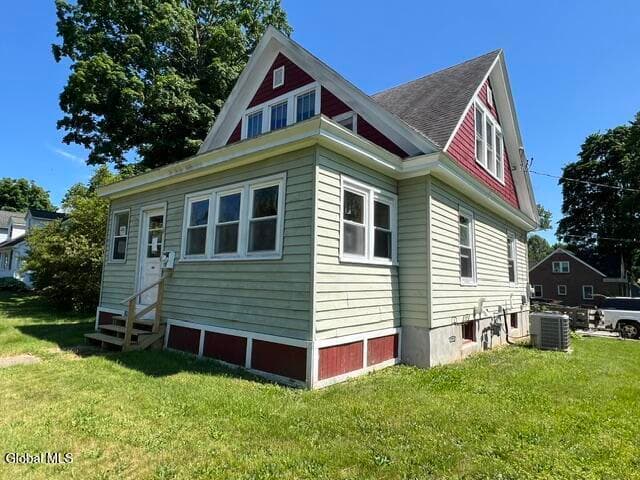 70 Seaman Avenue, Castleton-on-Hudson, NY, photo 3