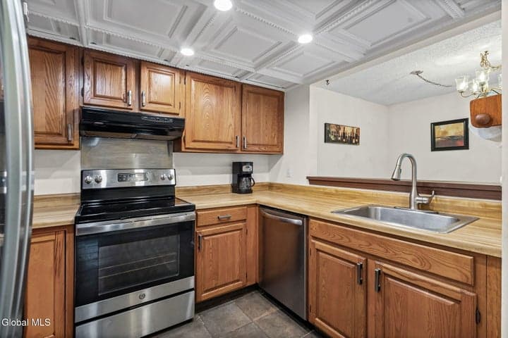 4 Oxford Road, Bethlehem, NY, photo 4