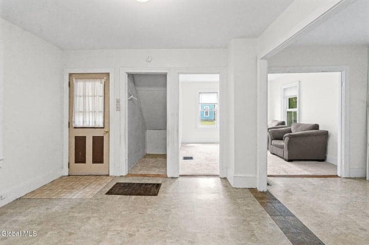 51 4th Avenue, Gloversville, NY, photo 3