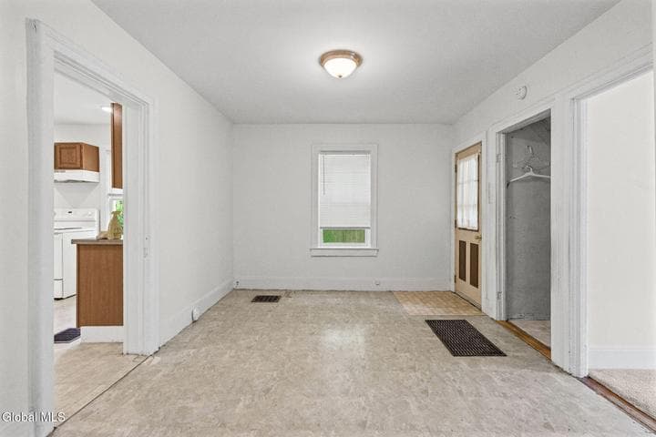 51 4th Avenue, Gloversville, NY, photo 2