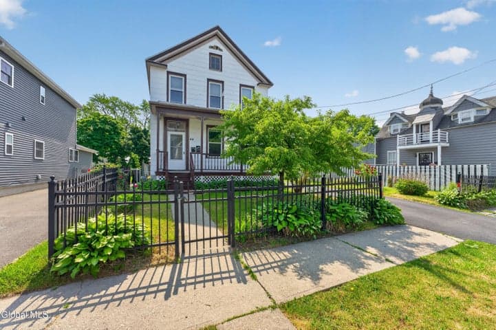 44 Masten Avenue, Cohoes, NY
