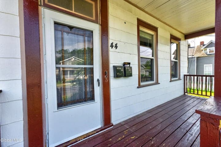 44 Masten Avenue, Cohoes, NY, photo 4