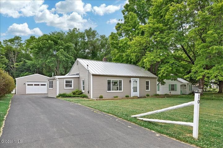 10 Westbrook Drive, Nassau Village, NY, photo 2