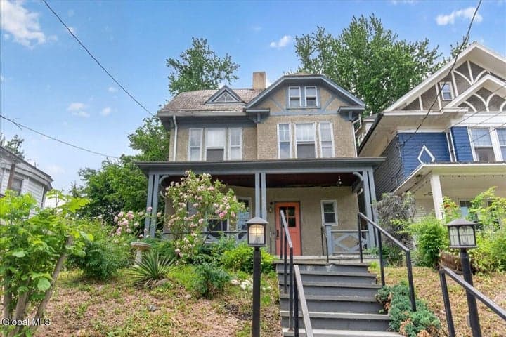852 Myrtle Avenue, Albany, NY