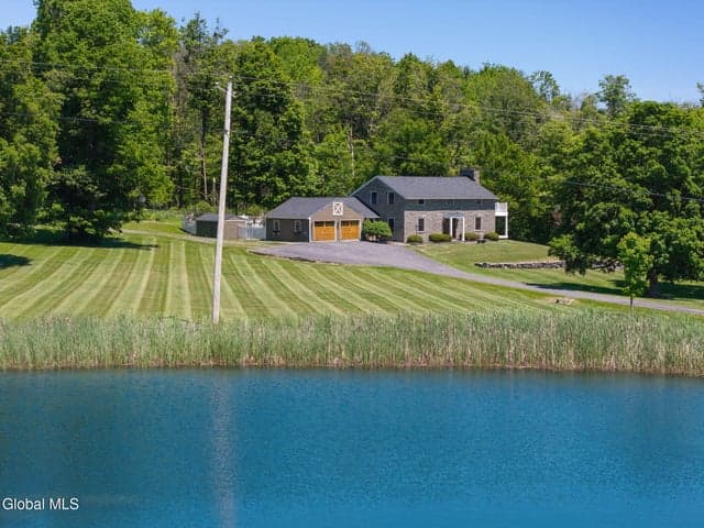108 Grovenors Corners Road, Cobleskill, NY