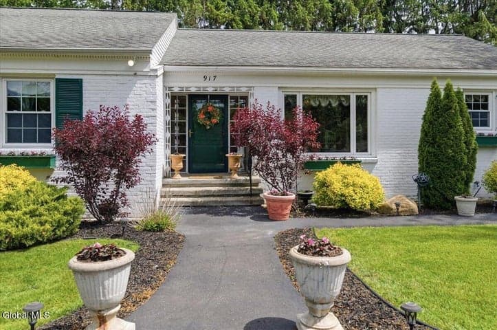 917 Londonderry Court, Schenectady, NY, photo 4