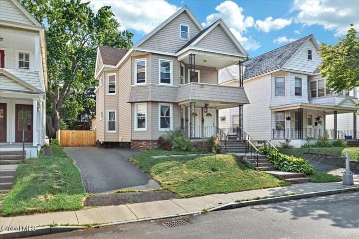 1831 Eastern Parkway, Schenectady, NY