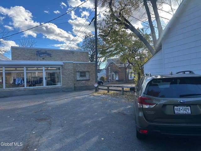 89R Bay Street, Glens Falls, NY, photo 2
