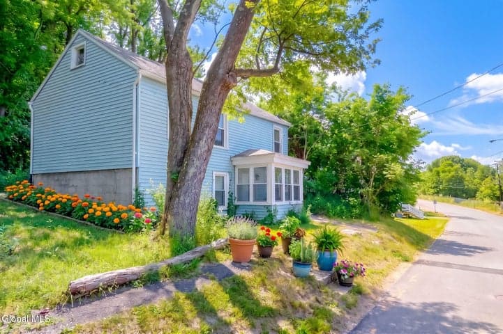 73 South Street, Rensselaer, NY, photo 3