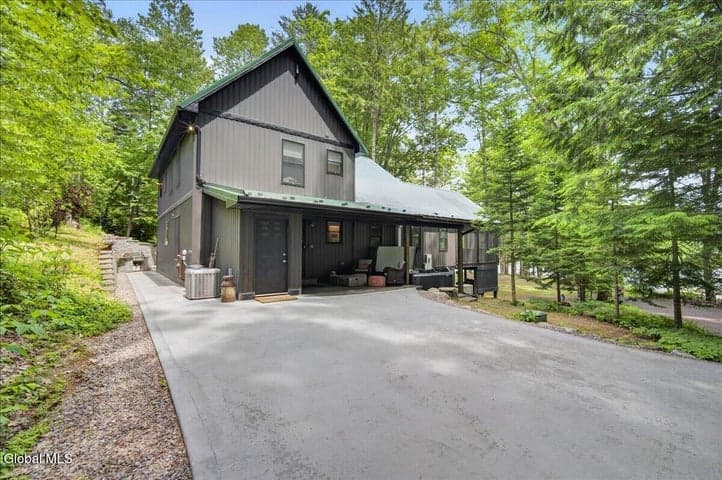 128 Pedrick Road, Gloversville, NY
