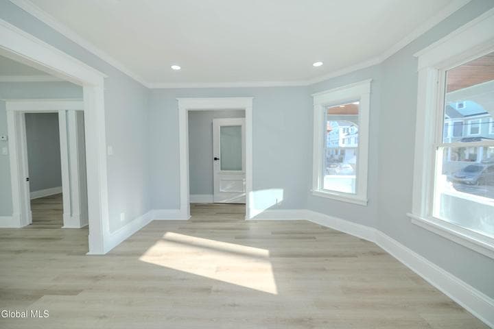 16 Hawk Street, Schenectady, NY, photo 2