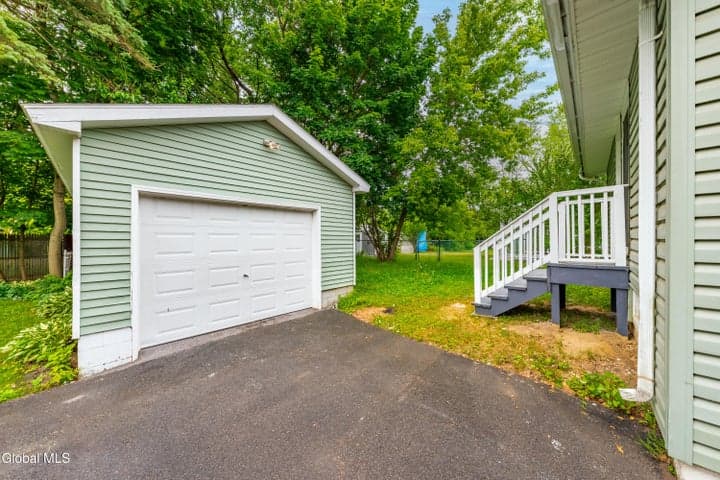 32 Carroll Avenue, Albany, NY, photo 5