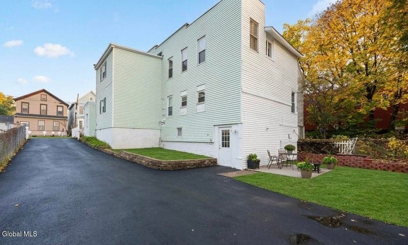 1723 5th Street, Rensselaer, NY, photo 3