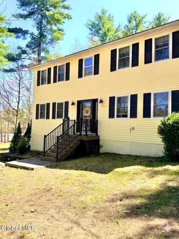 9 Amethyst Drive, Queensbury, NY, photo 2