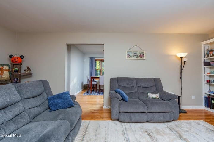 109 Birchwood Drive, Schenectady, NY, photo 5