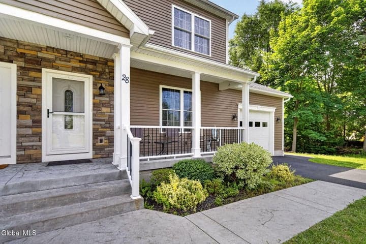 28 Kellogg Road, Stillwater, NY, photo 2