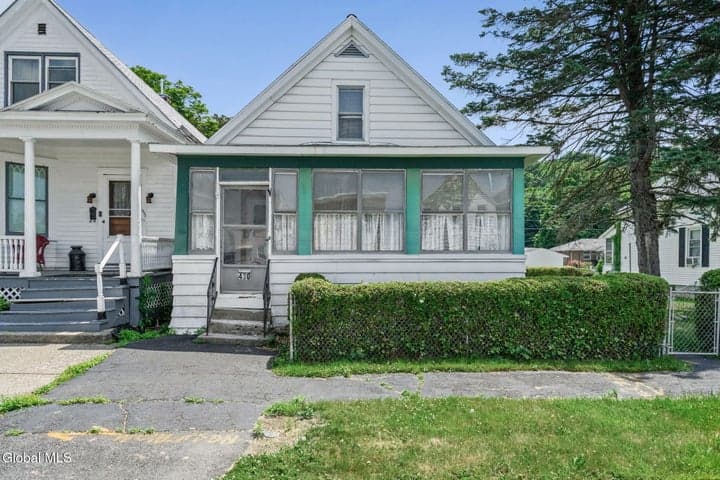 430 8th Avenue, Troy, NY