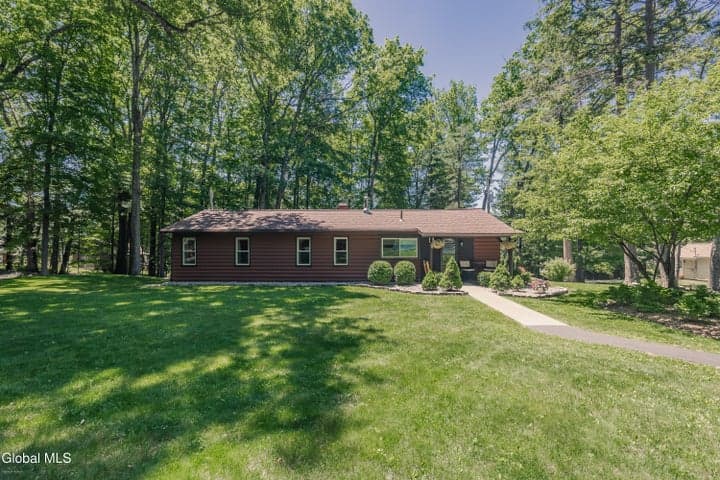 7104 Woods End Road, Galway, NY, photo 2