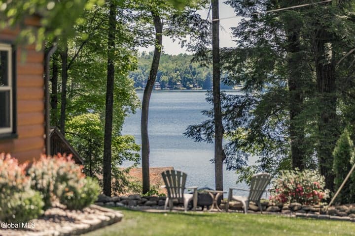 7104 Woods End Road, Galway, NY