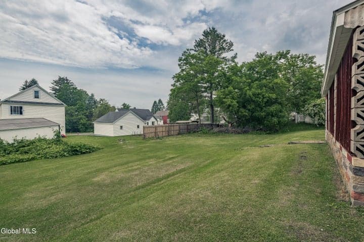 45 Catherine Street, Amsterdam, NY, photo 5
