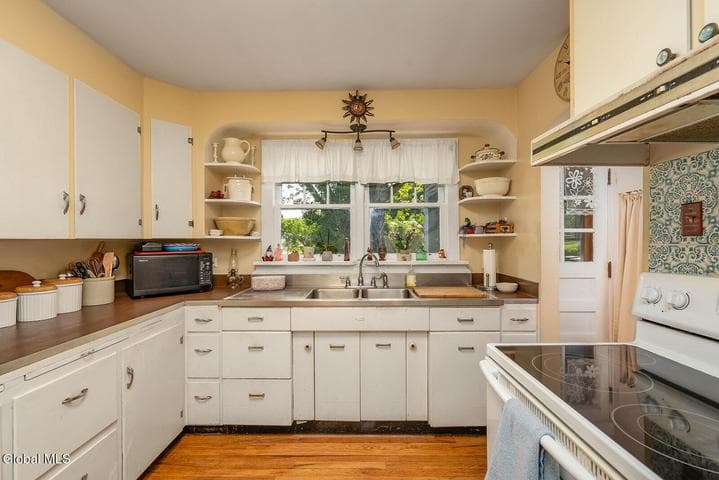 42 Spring Street, White Creek, NY, photo 5