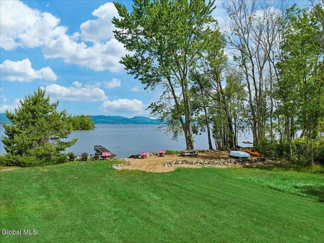 672 Lakeview Road, Broadalbin, NY, photo 3