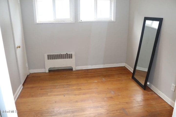 1 Holmes Court, Albany, NY, photo 4