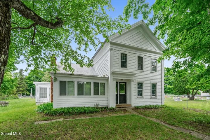19 Clum Road, Pittstown, NY