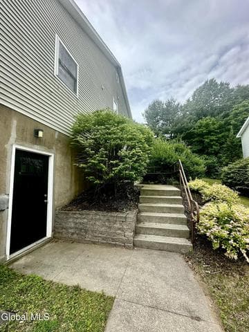 111-113 East Avenue, Saratoga Springs, NY, photo 2