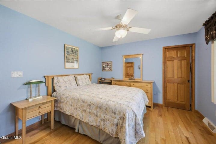 14 Cathedral Court, Clifton Park, NY, photo 5