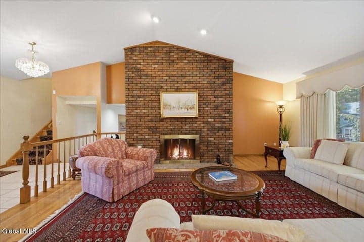 14 Cathedral Court, Clifton Park, NY, photo 4
