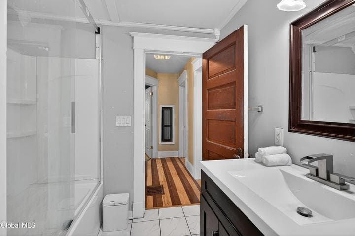 14 Hawk Street, Scotia, NY, photo 4