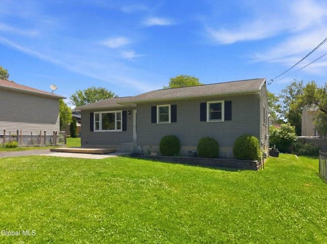 34 Mountainview Avenue, Albany, NY, photo 2