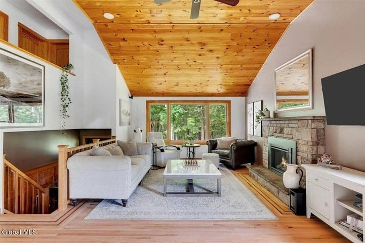 88 Garner Road, Averill Park, NY, photo 4
