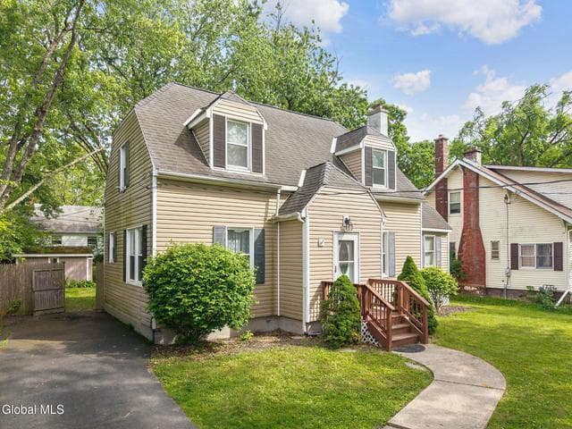 102 Delaware Avenue, Rensselaer, NY, photo 4