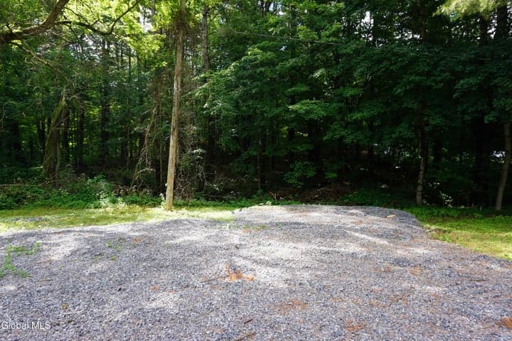 100 Brook Road, Saratoga Springs, NY, photo 4