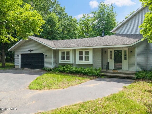 747 New York 146A, Clifton Park, NY, photo 3
