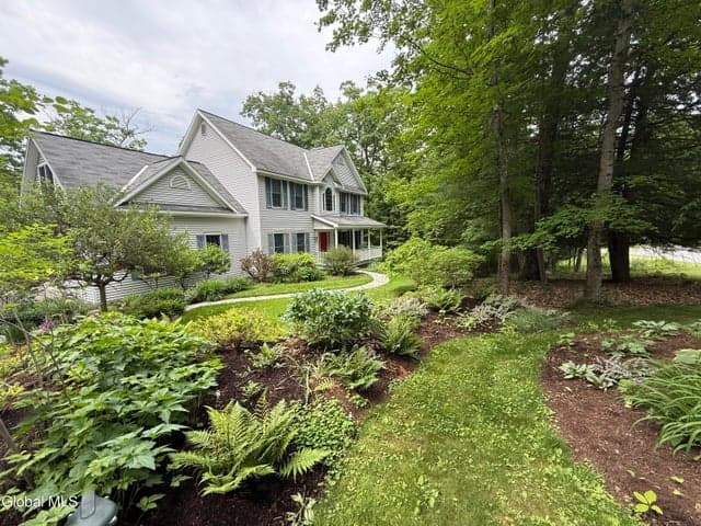 2 Marie Heights, Sand Lake, NY, photo 3