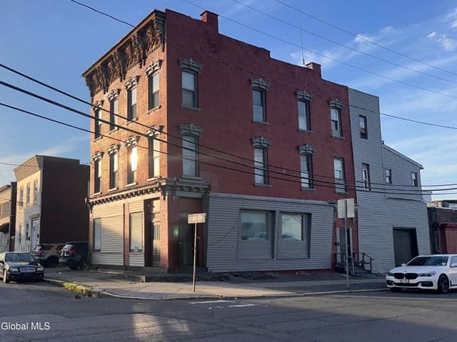 56 Robin Street, Albany, NY