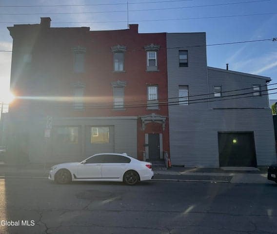 56 Robin Street, Albany, NY, photo 2