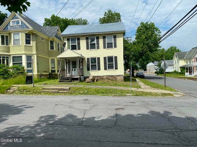 25 N Perry Street, Johnstown, NY