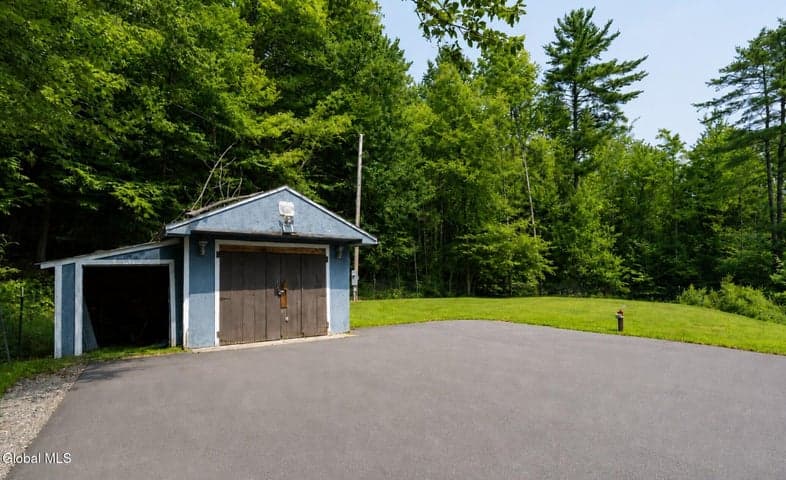 279 Snow Road, Hadley, NY, photo 2