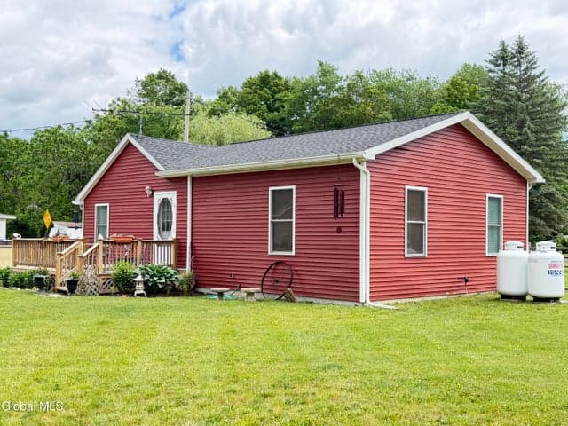 76 Spring Street, Cambridge, NY, photo 2